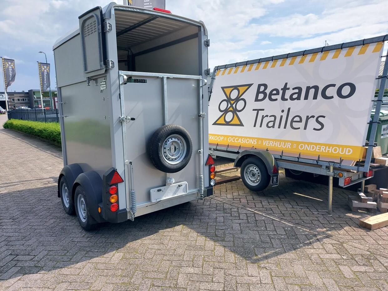 Ifor-Williams HB403 Zilver - Voorlader LET OP! GEHEEL COMPLEET VOLGENS OMSCHRIJVING.
