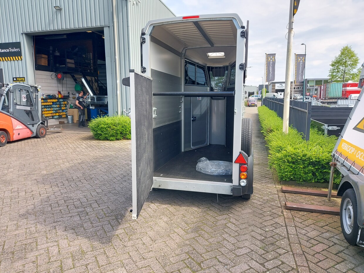 Ifor Williams HBX 403 Zilver - Voorlader LET OP! GEHEEL COMPLEET VOLGENS OMSCHRIJVING.