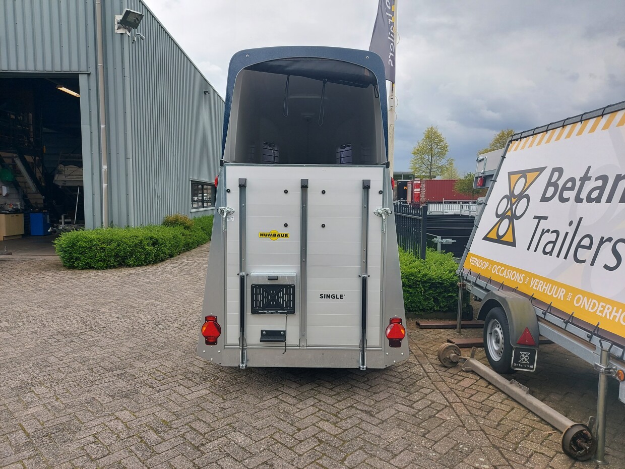 HUMBAUR Single Alu 1600 Blauw Metalic - Zadelkamer