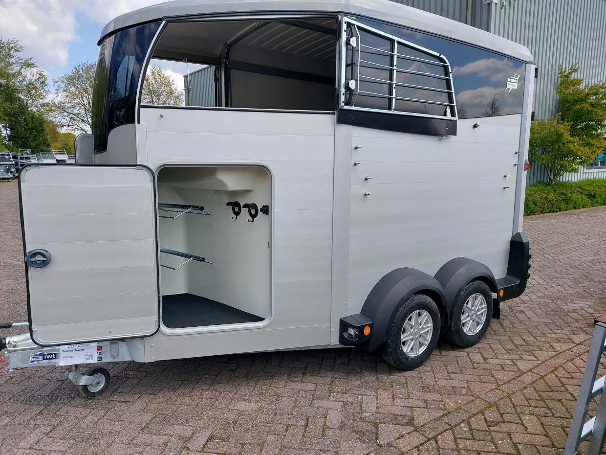 Ifor Williams HBX 511 Zilver - Zadelkamer