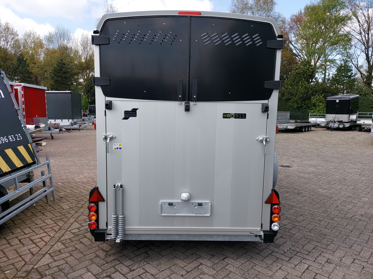 Ifor Williams HBX 511 Zilver - Zadelkamer