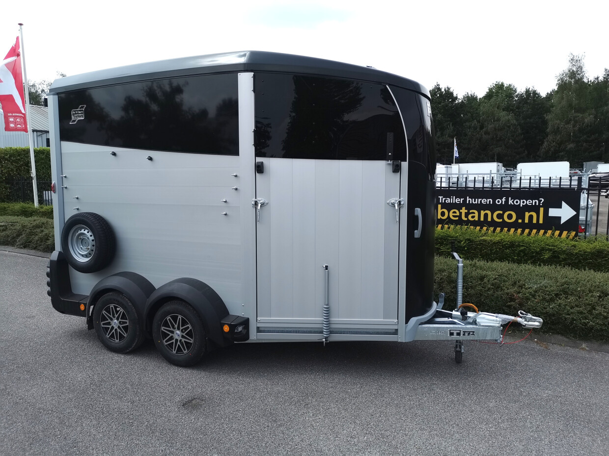 Ifor Williams HBX 511 Zwart - Voorlader