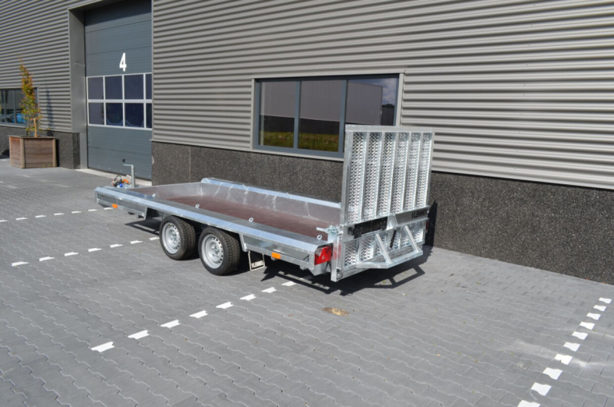 Vlemmix Machinetransporter (2x1800 kg) 400*180