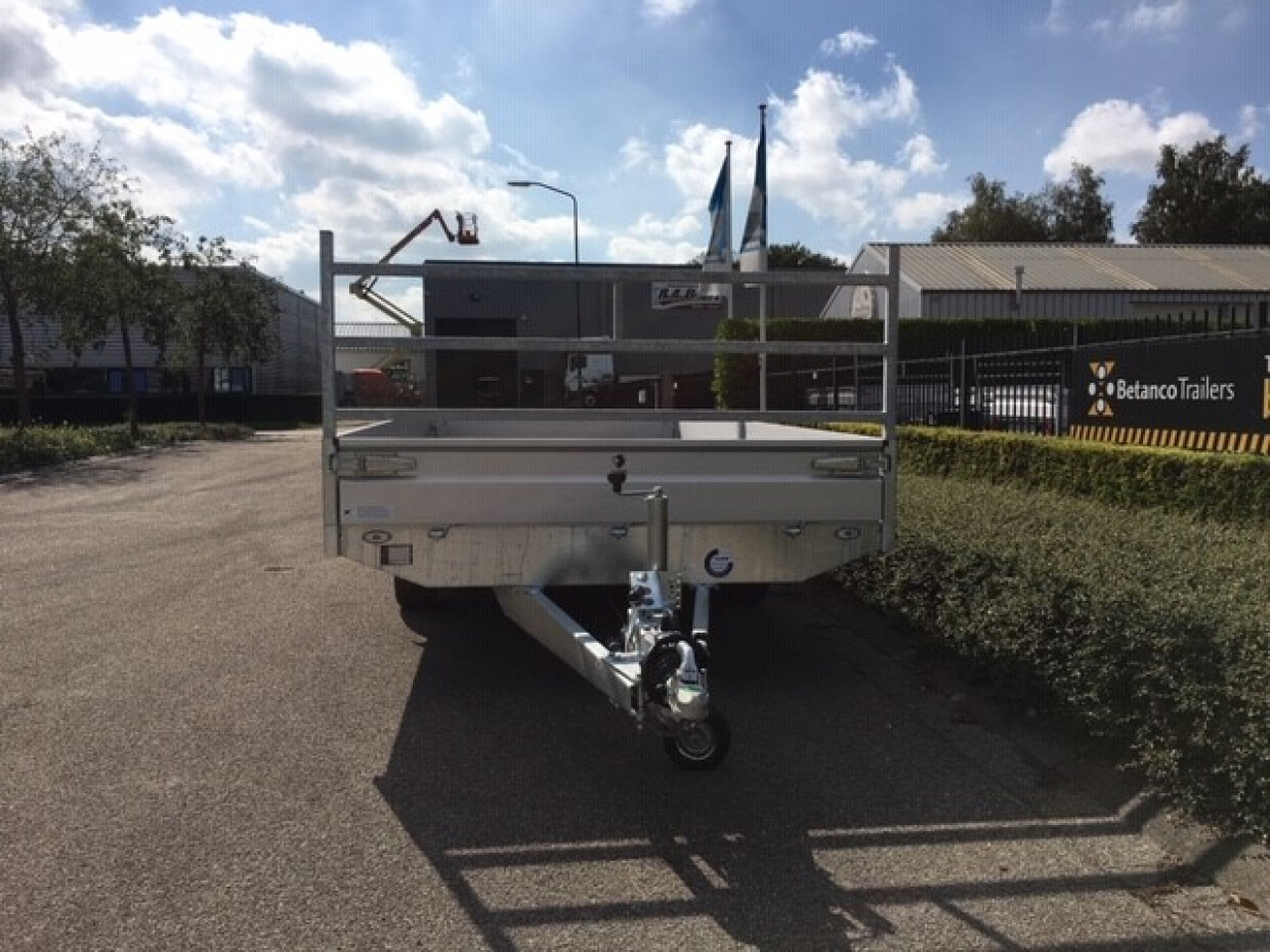 Hapert Azure H-3 Verlaagd met Paraboolveren - 3500 kg