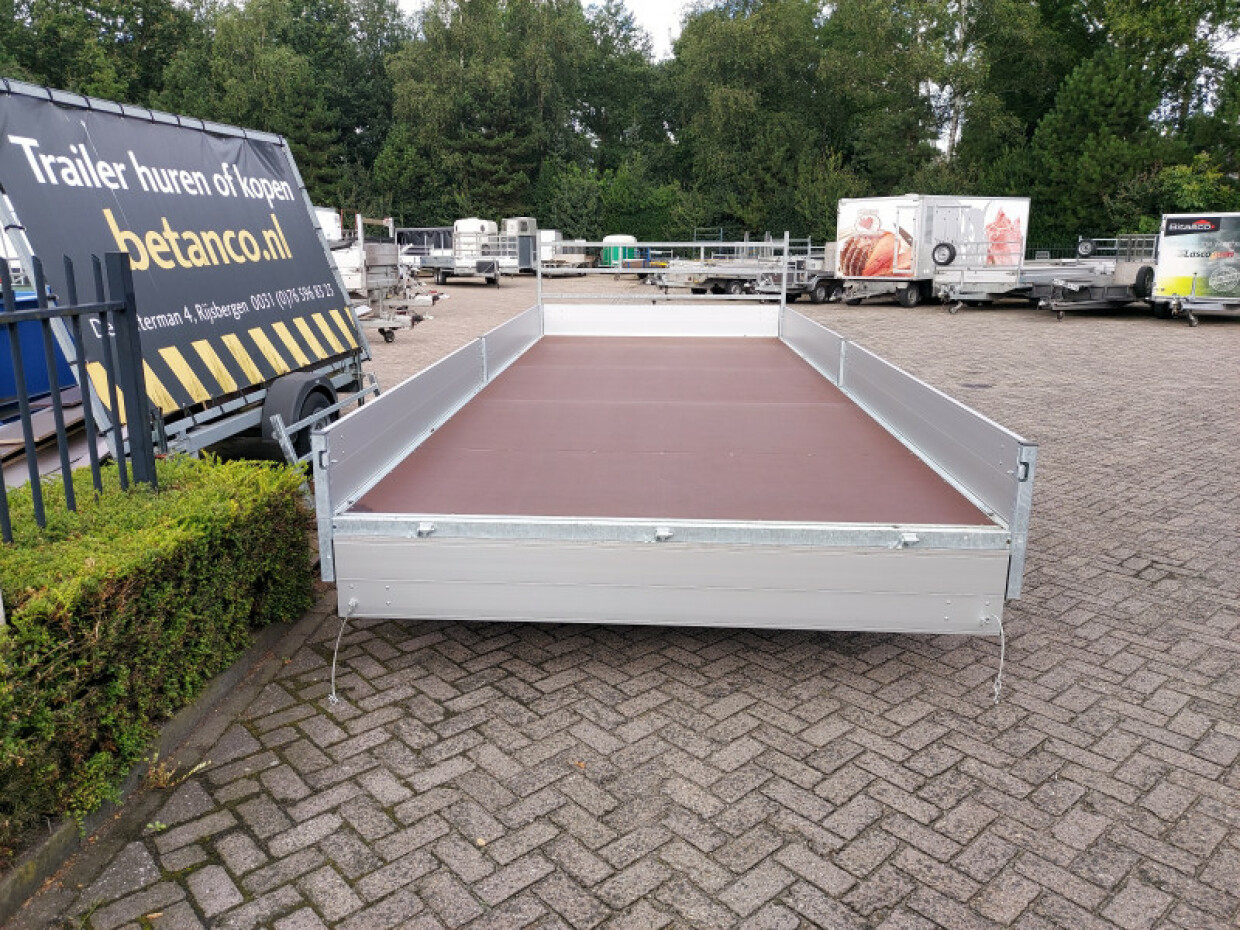 Hapert Azure H-3 Verlaagd met Paraboolveren - 3500 kg