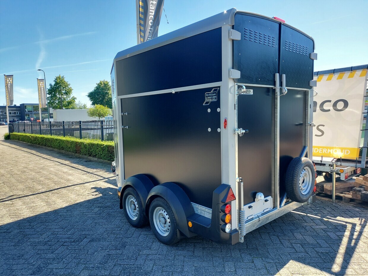 Ifor Williams HB 511 Zwart- Voorlader met klep LET OP! GEHEEL COMPLEET VOLGENS OMSCHRIJVING. 