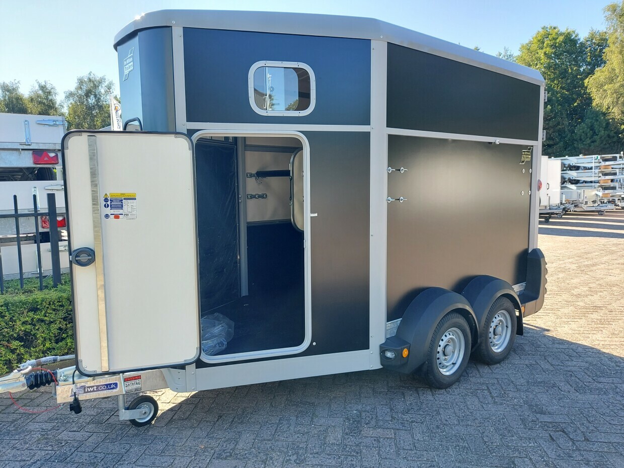 Ifor Williams HB 511 Zwart - Voorlader LET OP! GEHEEL COMPLEET VOLGENS OMSCHRIJVING.